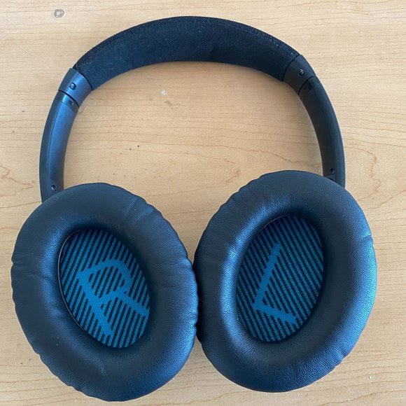 Bose QuietComfort 25 Noise Cancelling Wired Headphones - Picture 4 of 13